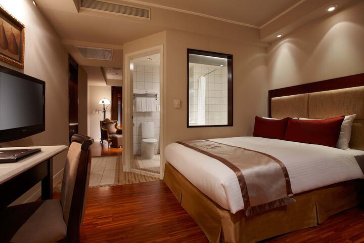 Room 18 of 55
