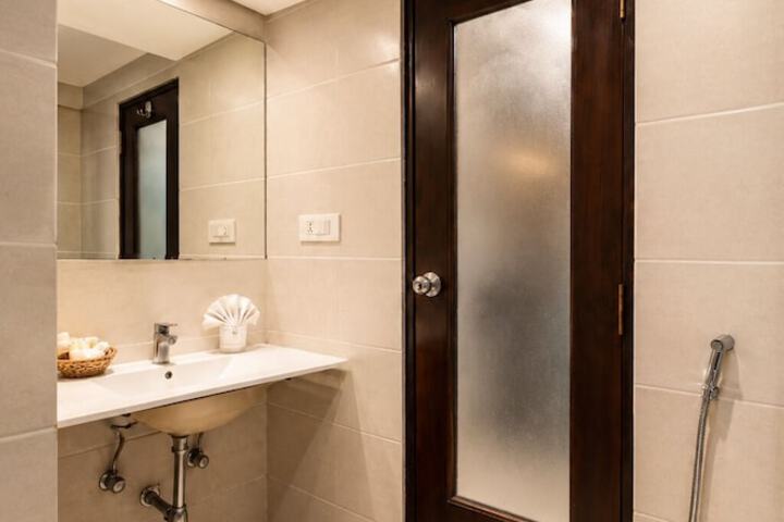 Clean Restrooms