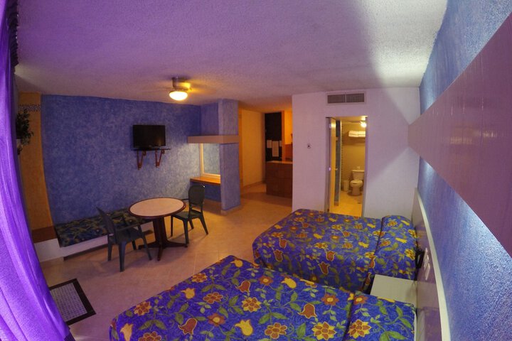 Room 19 of 49