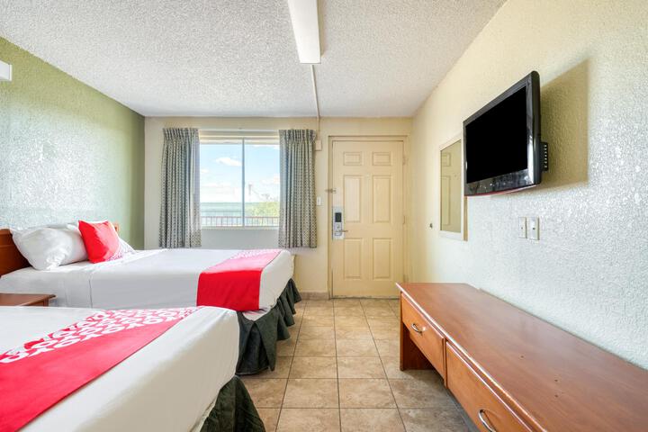 Room 44 of 46