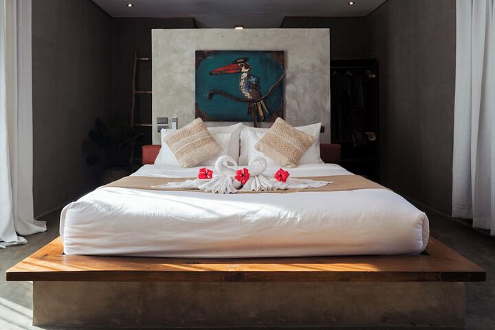 Room 3 of 45