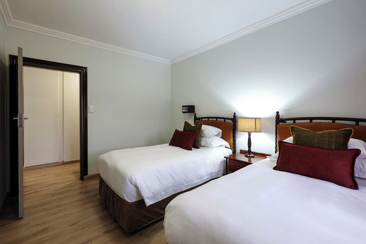 Room 8 of 70