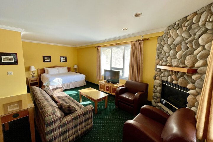 Room 36 of 60