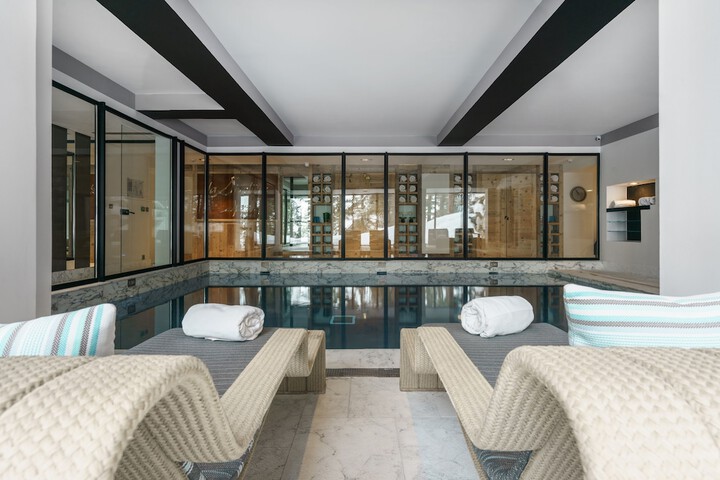 Pool 76 of 114