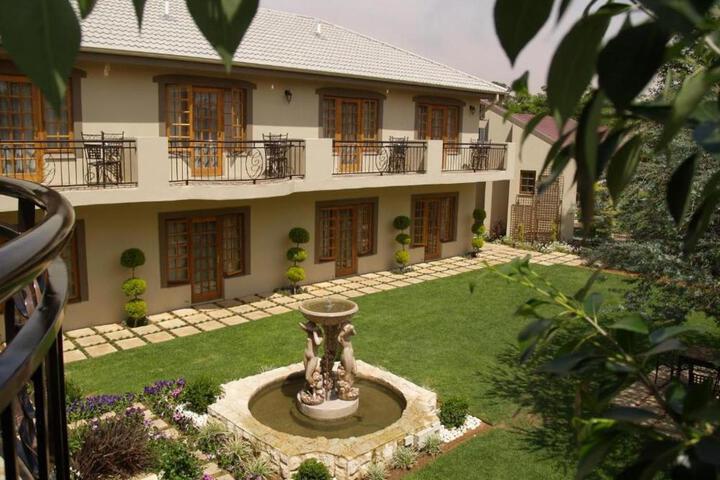 Image of College Lodge