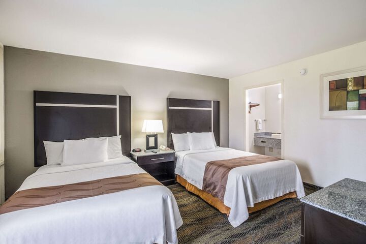 Room 31 of 70