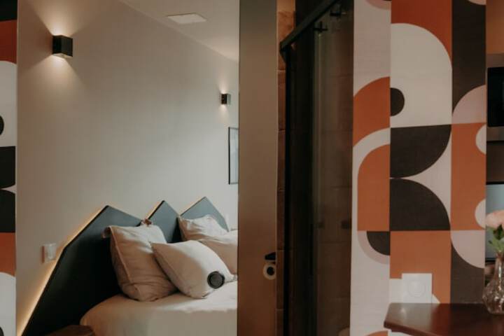 Room 19 of 44