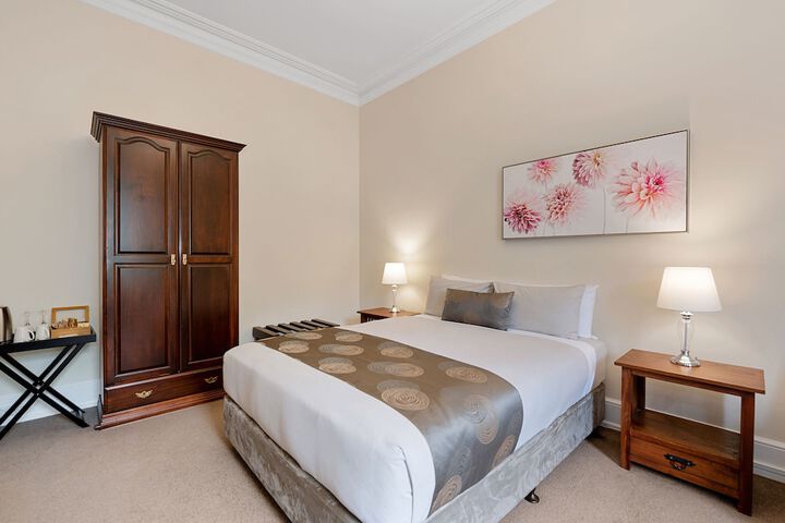 Room 15 of 59