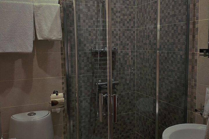 Room 41 of 50