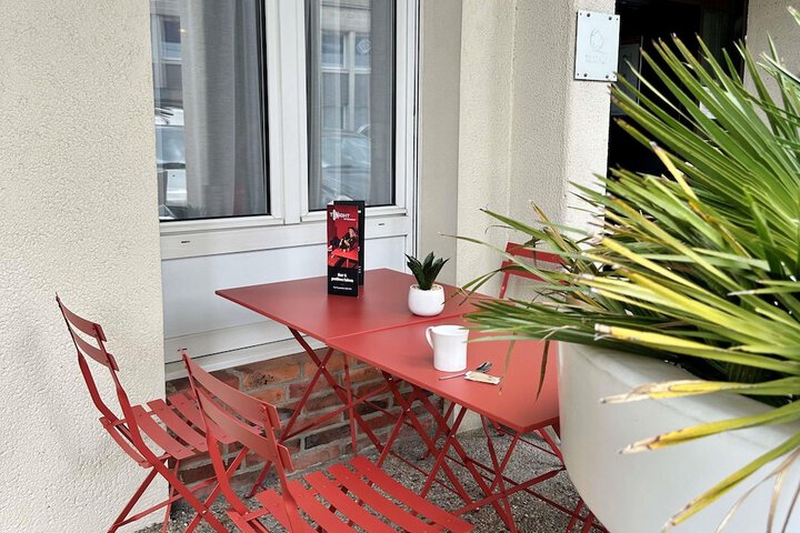 Terrace/Patio 11 of 34