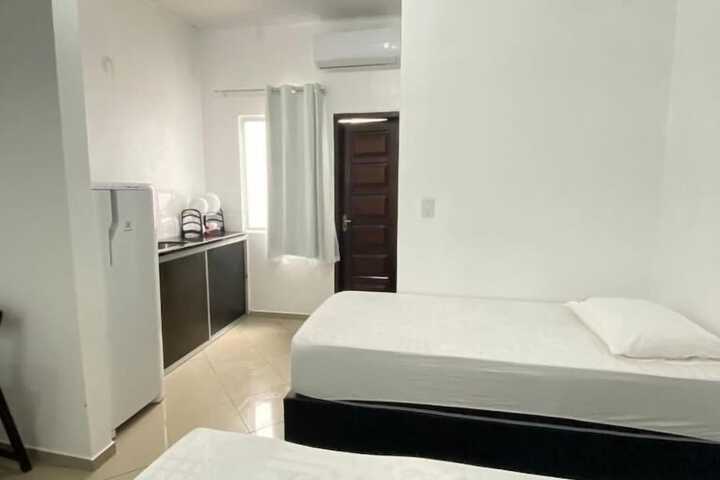 Room 6 of 27