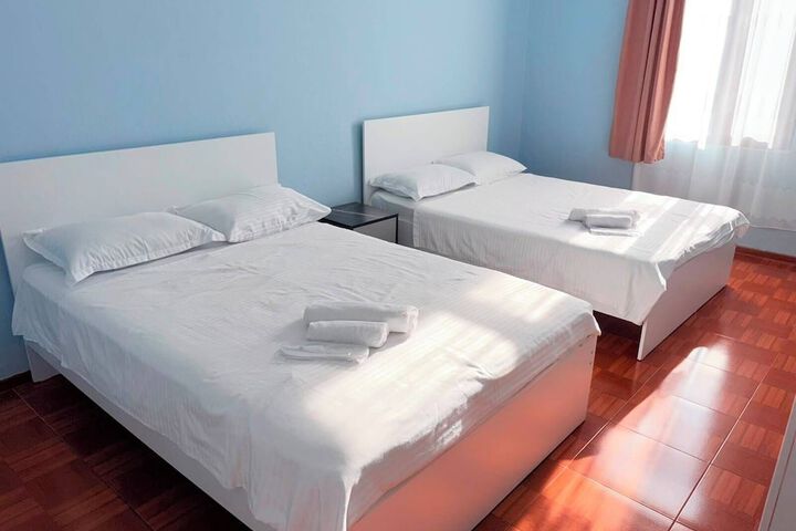 Room 8 of 22