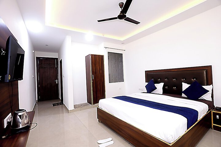 Room 18 of 47