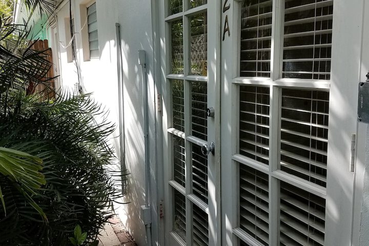 Room 30 of 218