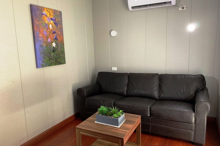 Room 8 of 43