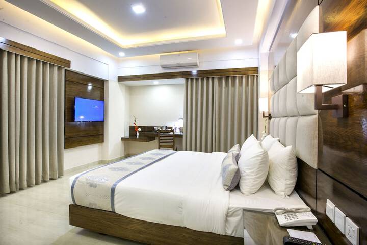 Room 15 of 64