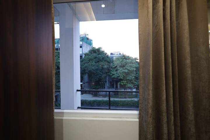 Room 15 of 40
