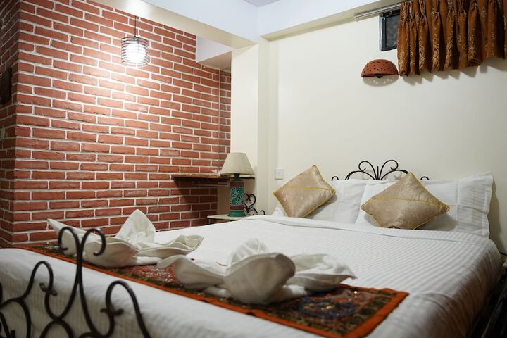 Room 14 of 56