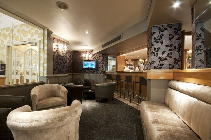 Lounge 59 of 73