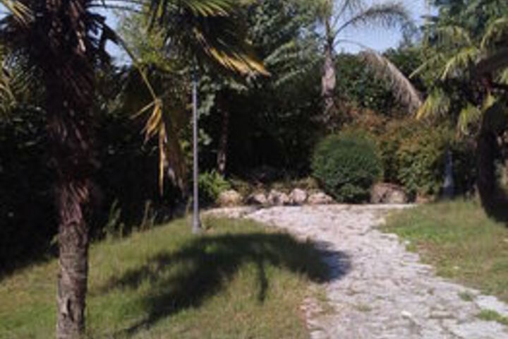 Property Grounds 32 of 33