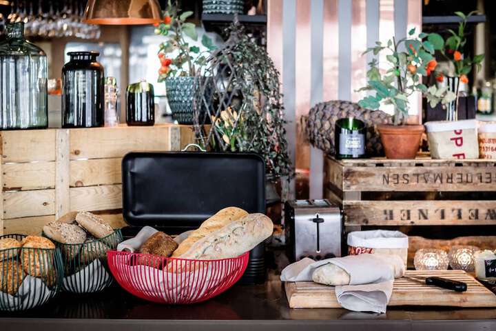 Breakfast/Coffee Service 56 of 71