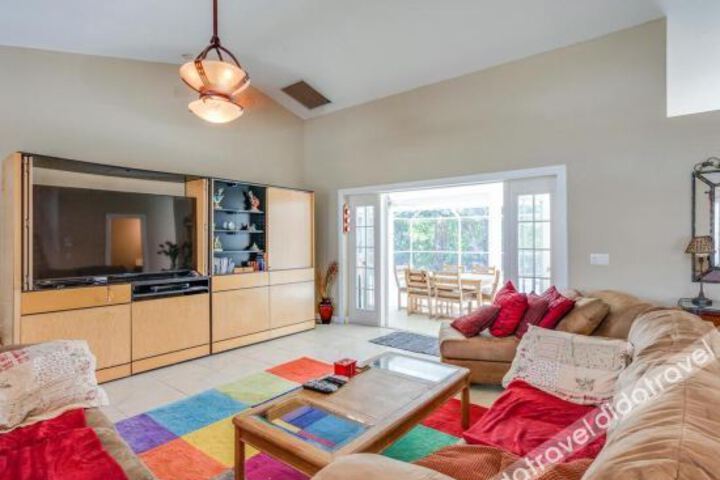 Photo of Quiet Retreat Three Bedroom Home VR