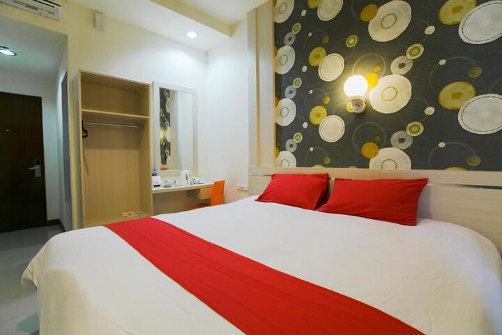 Room 3 of 5