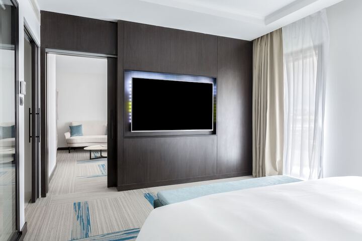 Room 5 of 150