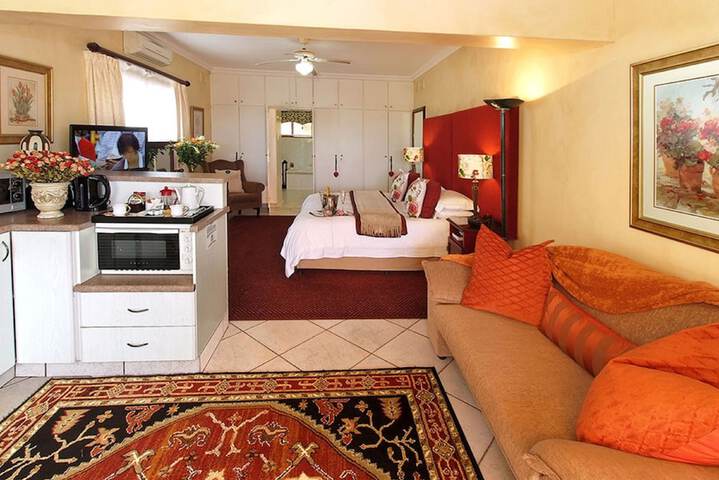 Room 7 of 49
