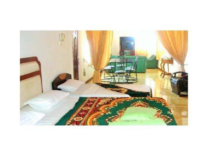 Green Park Hotel