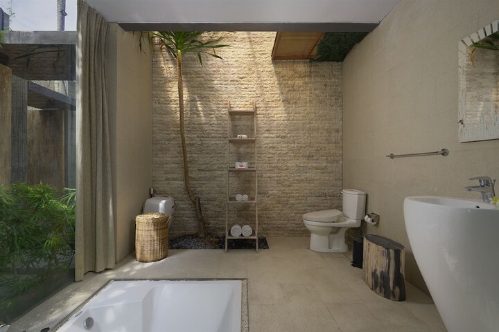 Bath Interior