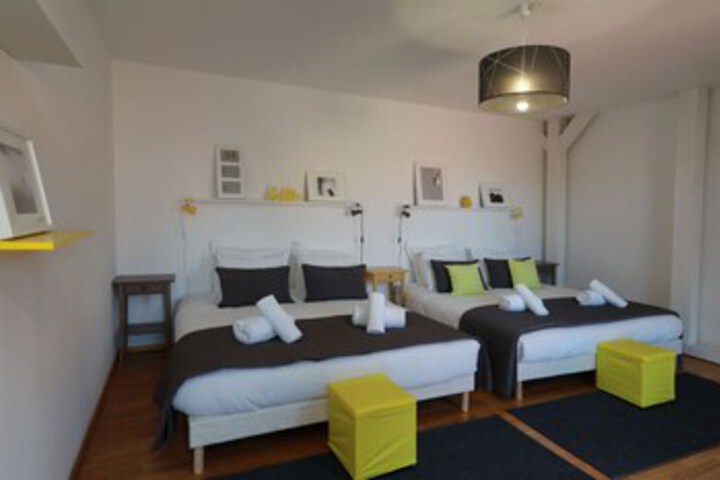Room 13 of 25