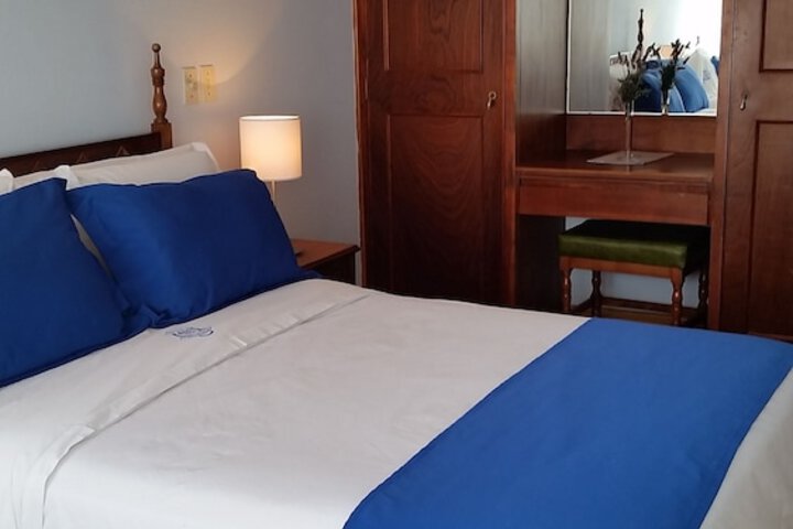 Room 9 of 65