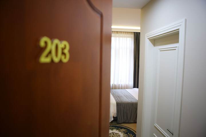 Room 20 of 139