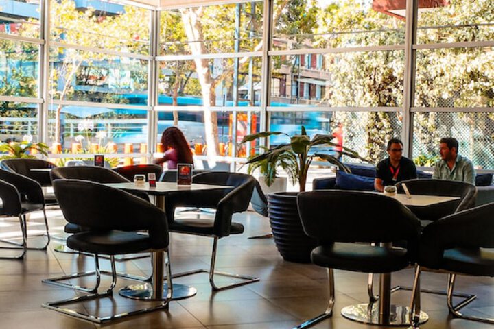 Entrance & Lobby