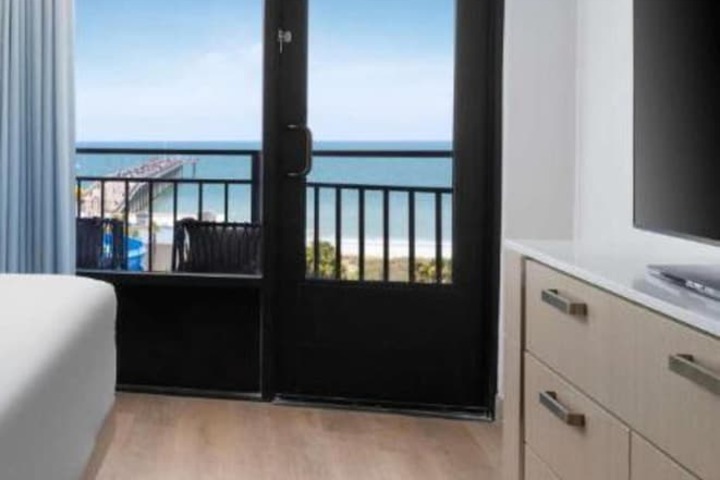 Beach/ocean view