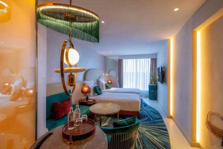 Room 15 of 126