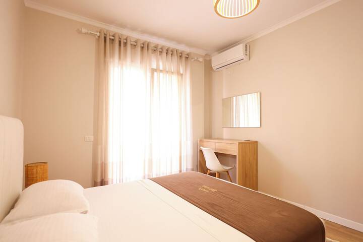 Room 27 of 162