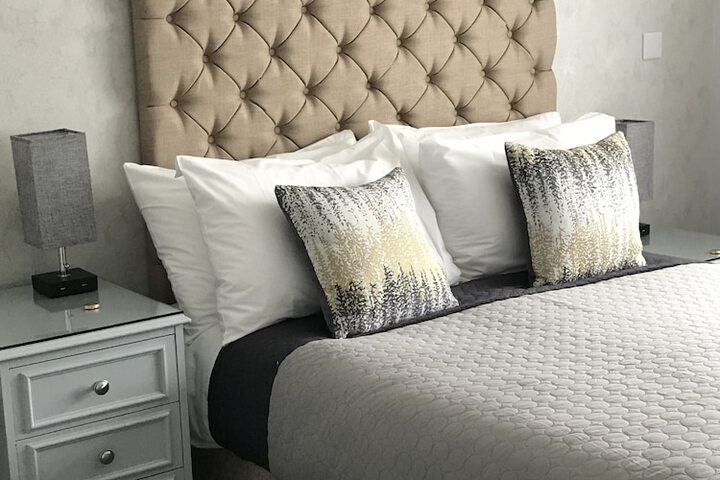 Room 3 of 32
