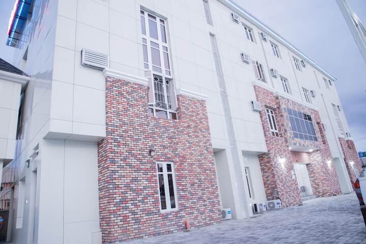 Meritz Hotels & Suites