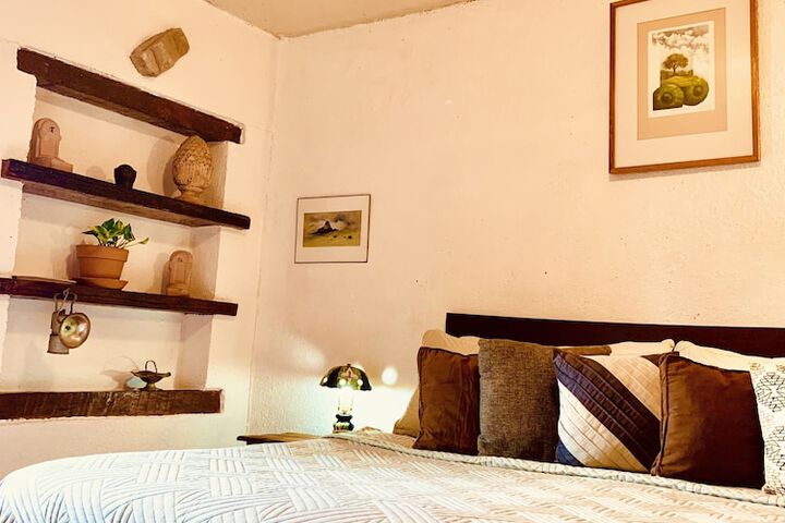 Room 14 of 66
