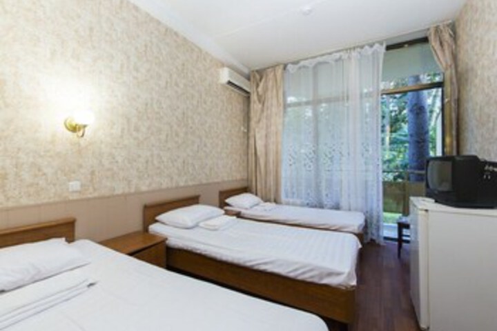 Room 19 of 35