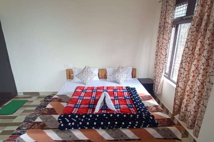 Room 5 of 26