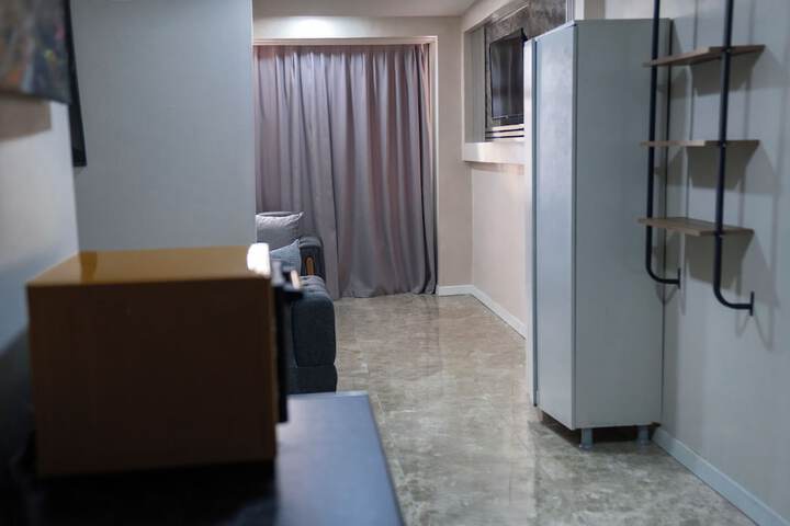 Room 25 of 43