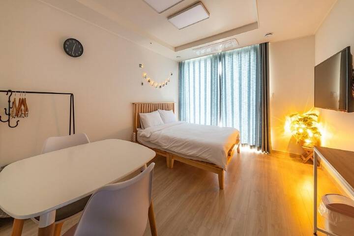 Room 71 of 640