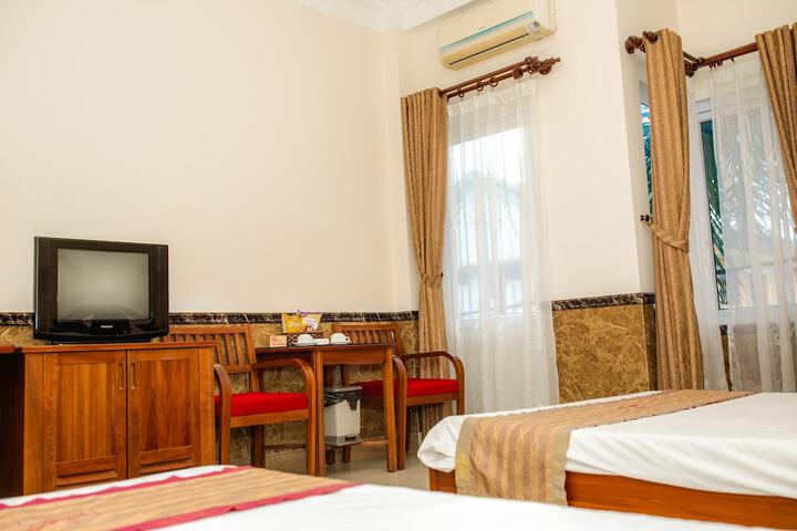 Room 14 of 35
