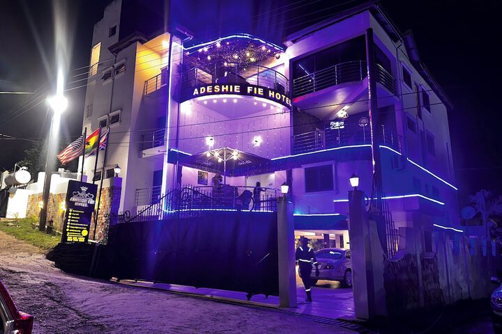ADESHIE FIE HOTEL