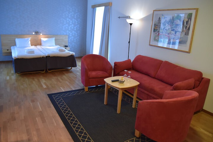 Room 14 of 38
