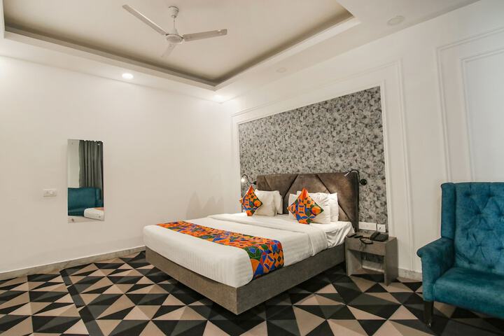Room 20 of 36