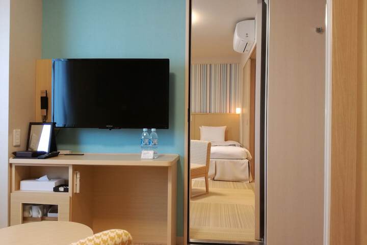Room 16 of 61